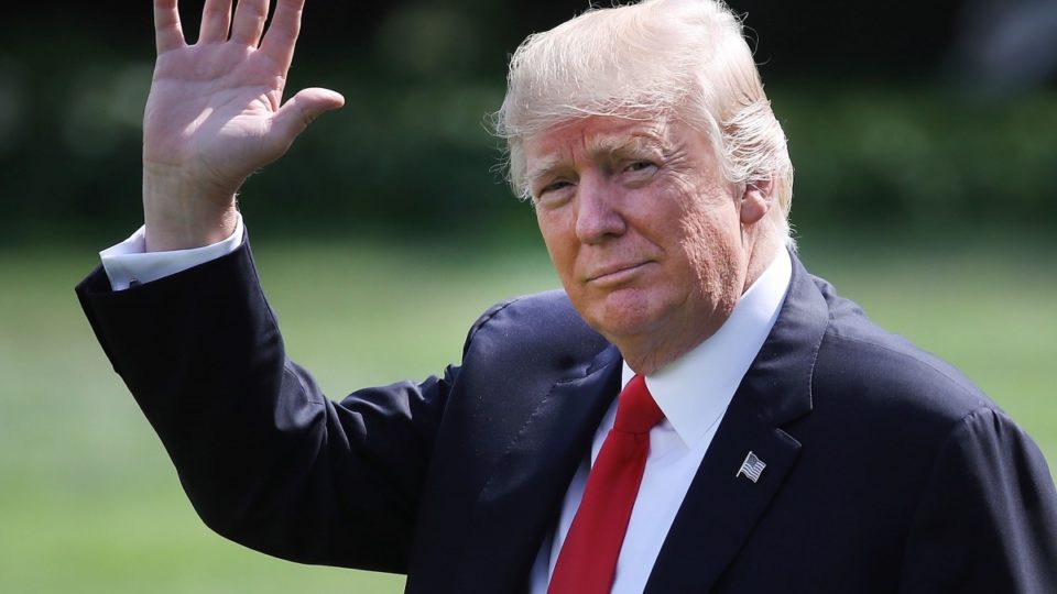 Panel in talks with Manafort, Trump Jr. reps